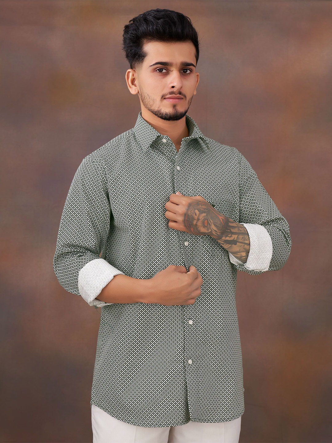 

FRENCH CROWN Standard Geometric Printed Cotton Casual Shirt, Green