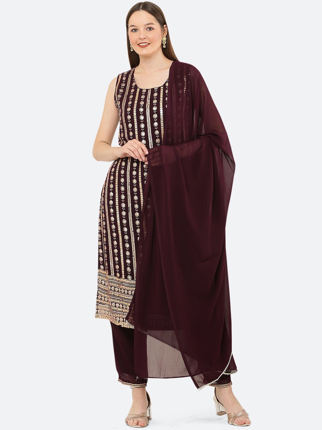 

Ashnaina Round Neck Sequinned Kurta With Trousers & Dupatta, Maroon