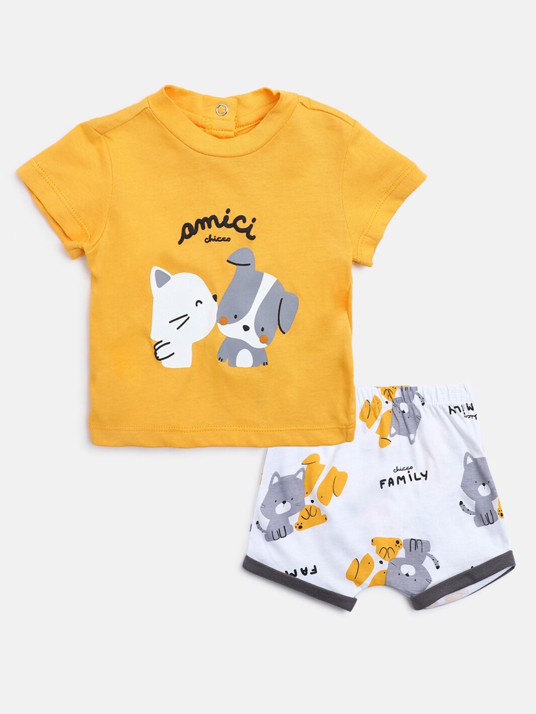 

Chicco Kids Printed T-shirt with Shorts, Yellow