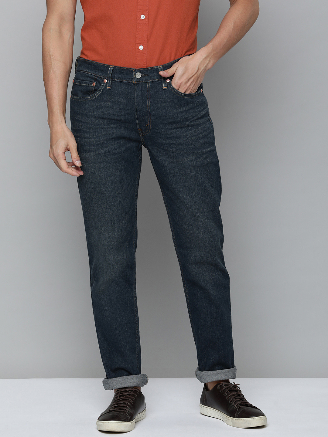 

Levis Men Slim Fit Low-Rise Light Fade Stretchable Jeans, Blue