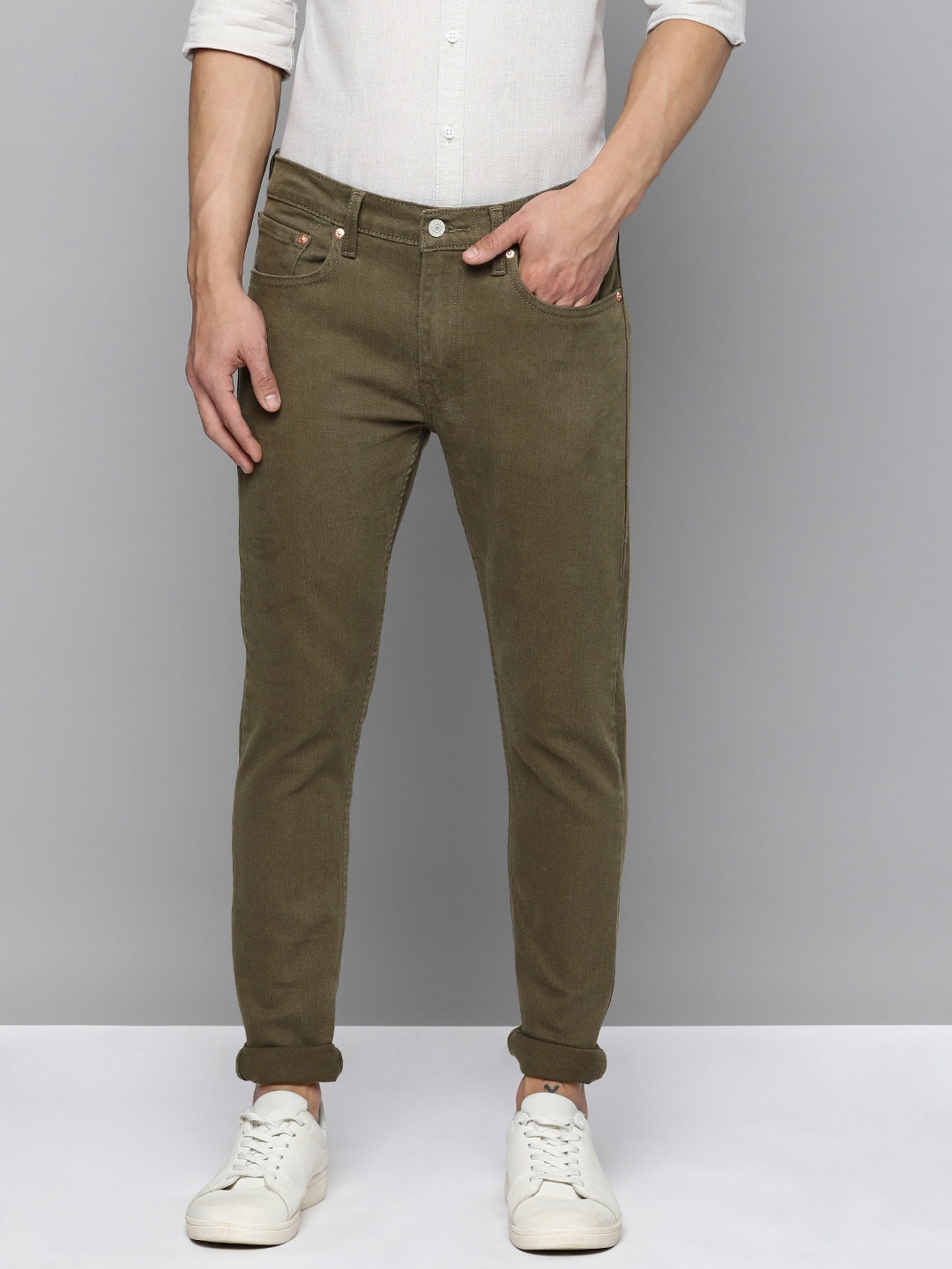 

Levis Men Solid Skinny Fit Mid-Rise Coloured Stretchable Jeans, Olive