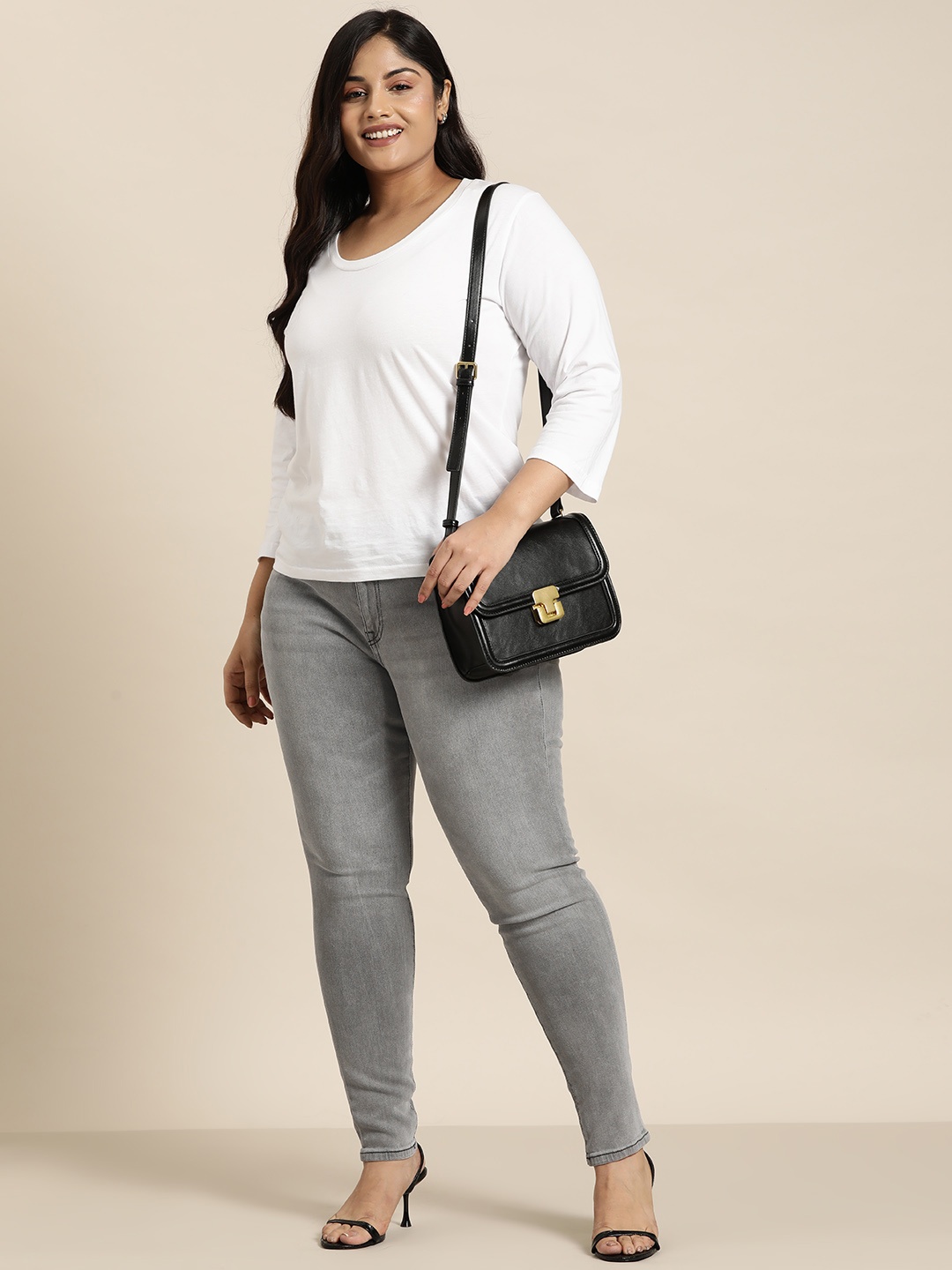

Sztori Women Plus Size Skinny Fit Light Fade Stretchable Jeans, Grey