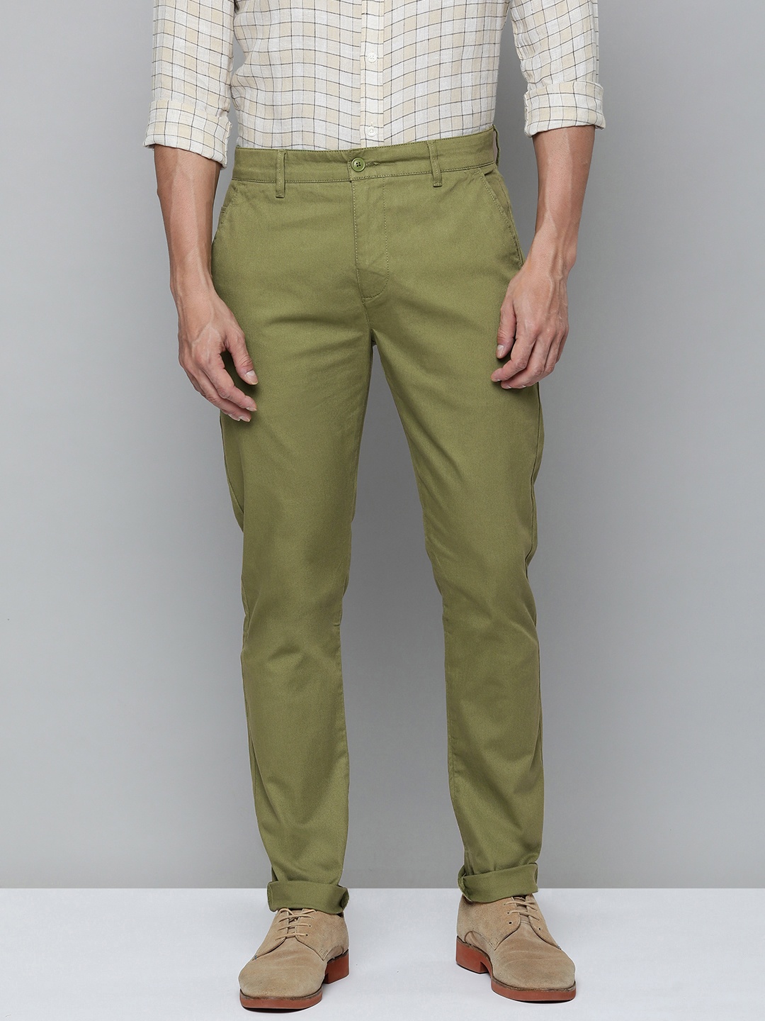 

Levis Men Textured Slim Fit Chino Trousers, Olive