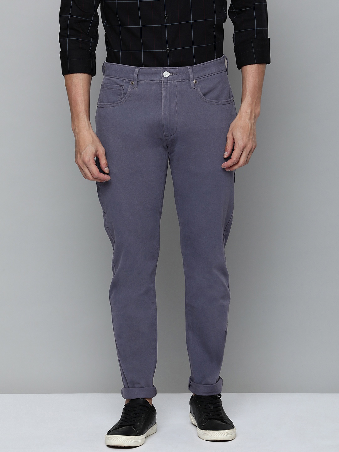 

Levis Men Tapered Fit Trousers, Blue