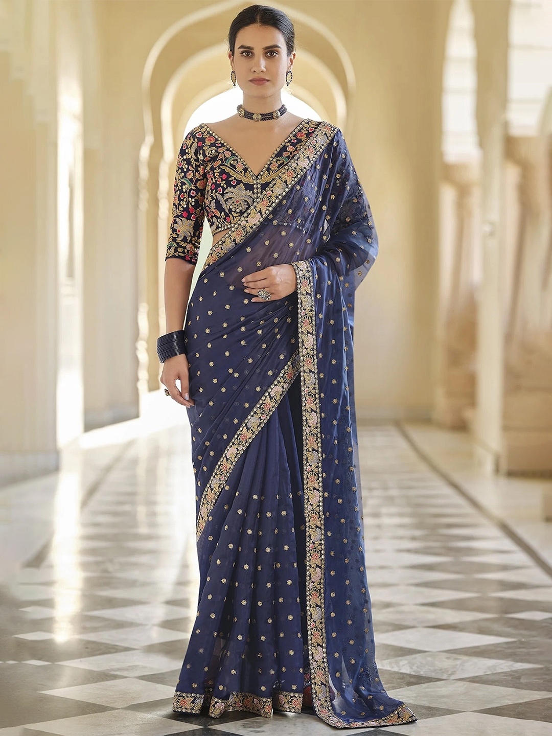 

Trendmalls Floral Embroidered Pure Silk Saree, Blue