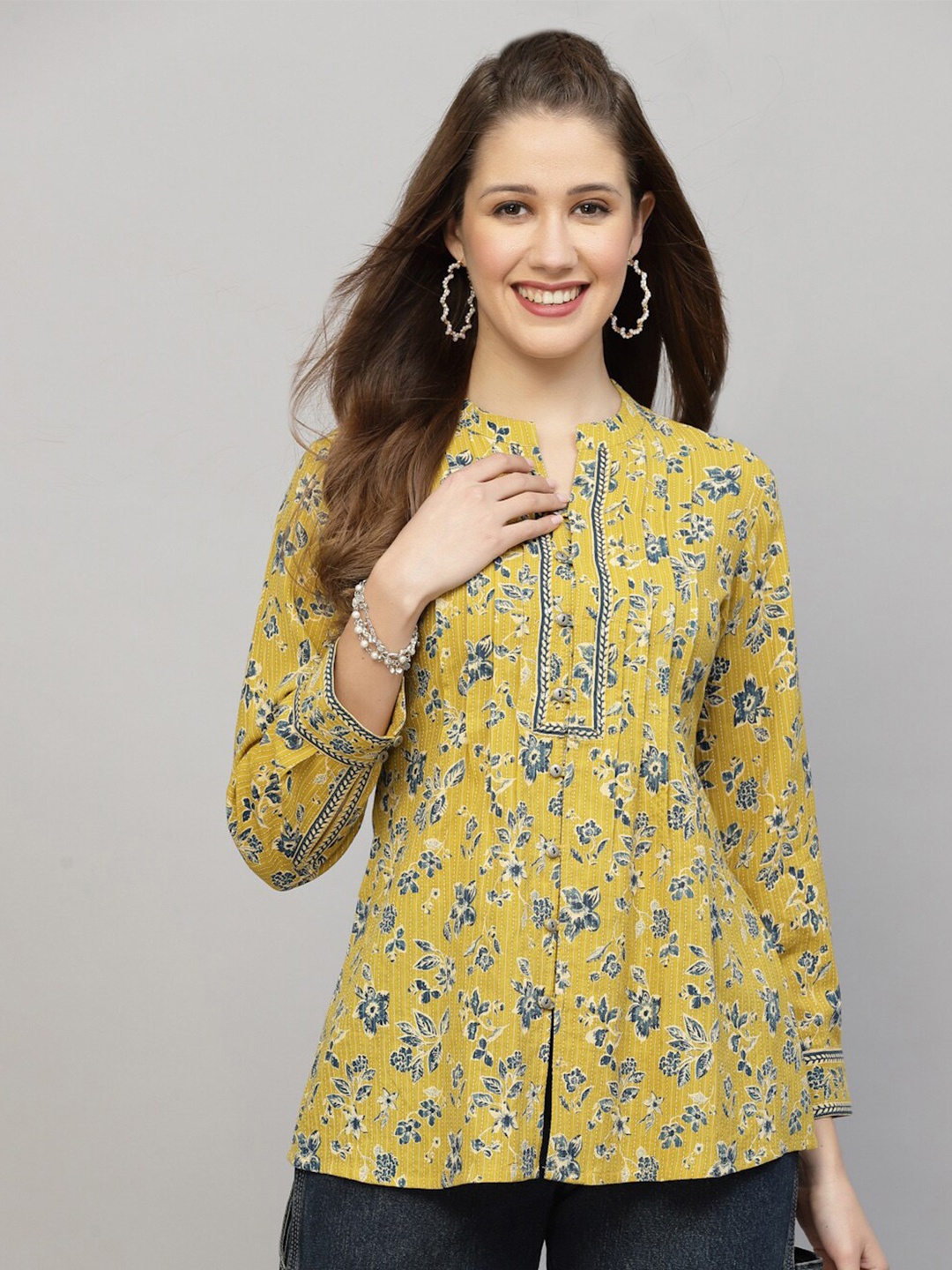 

QOMN Floral Printed Mandarin Collar Pure Cotton A-Line Pleated Top, Yellow