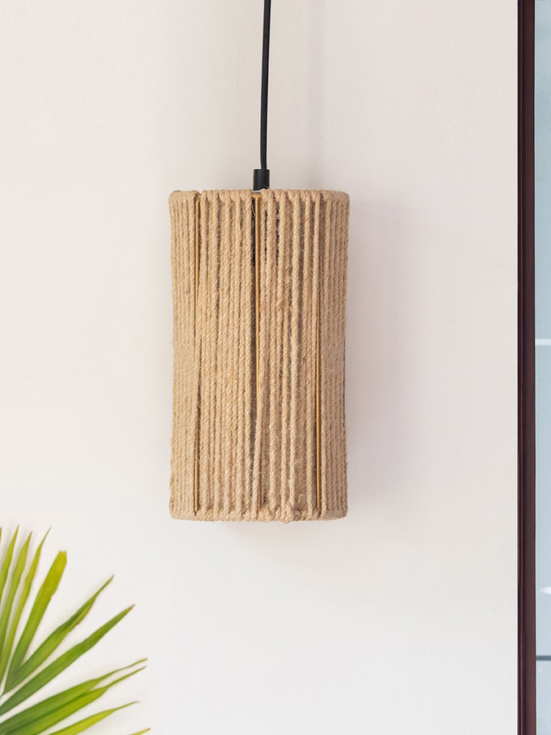 

ExclusiveLane Jute Embers Beige Cylindrical Hanging Pendant Ceiling Lamp