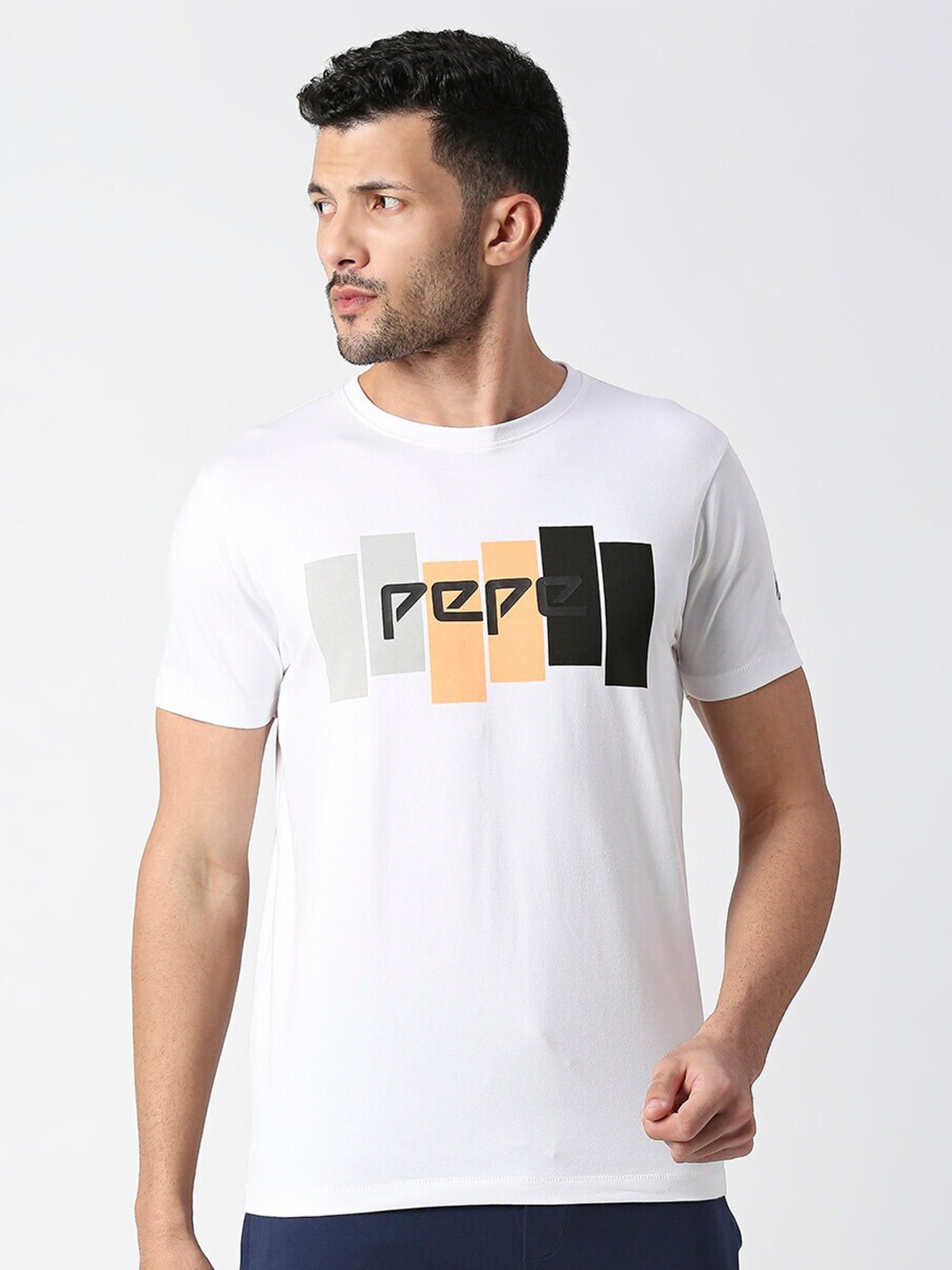 

Pepe Jeans Men Typography Printed Pure Cotton Slim Fit T-shirt, White