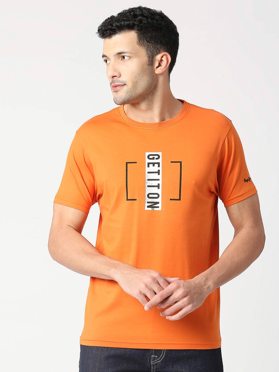 

Pepe Jeans Men Typography Printed Pure Cotton Slim Fit T-shirt, Orange