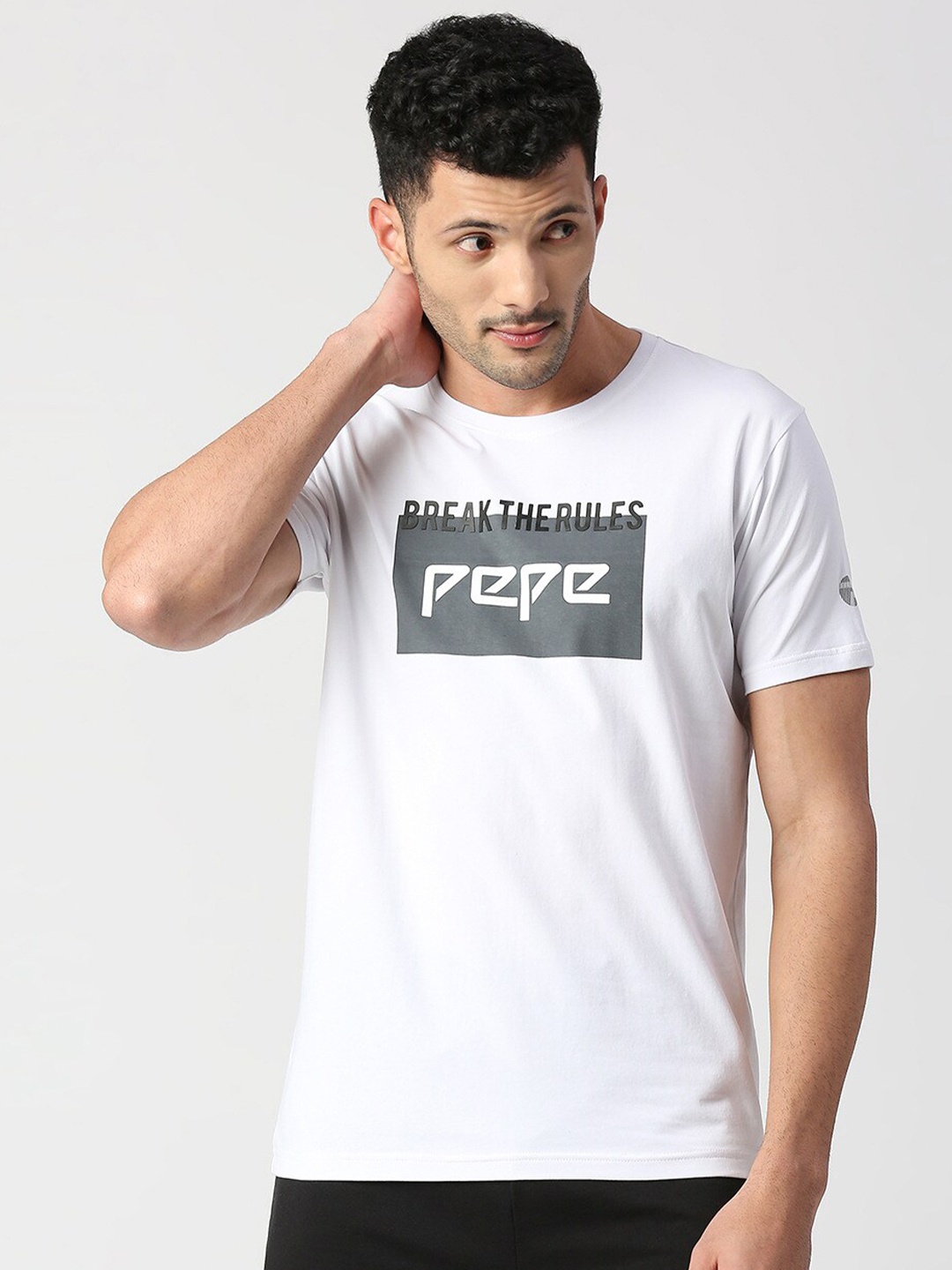 

Pepe Jeans Men Typography Printed Pure Cotton Slim Fit T-shirt, White