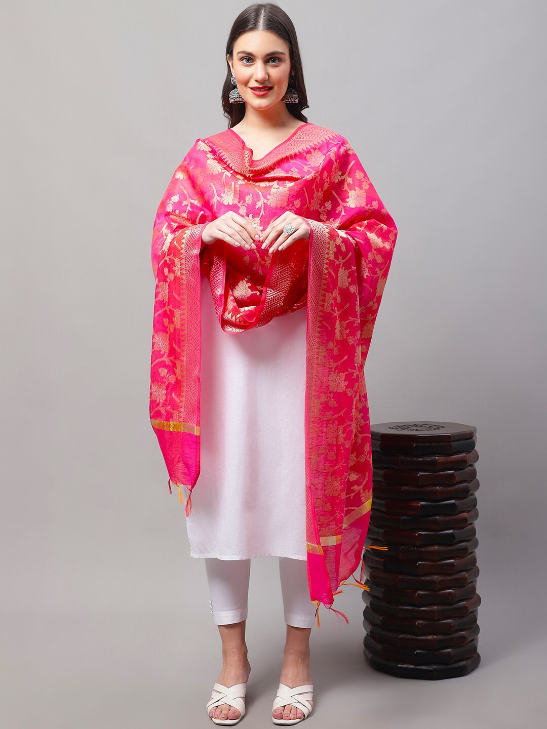 

LOOM LEGACY Woven Design Cotton Silk Dupatta with Zari, Magenta