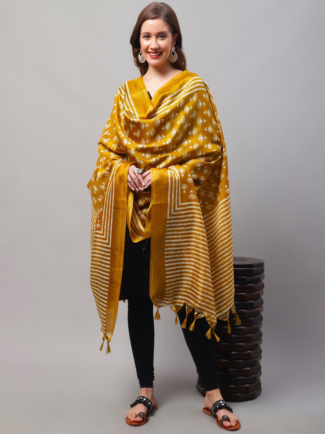 

LOOM LEGACY Printed Dupatta With Tasselled, Mustard