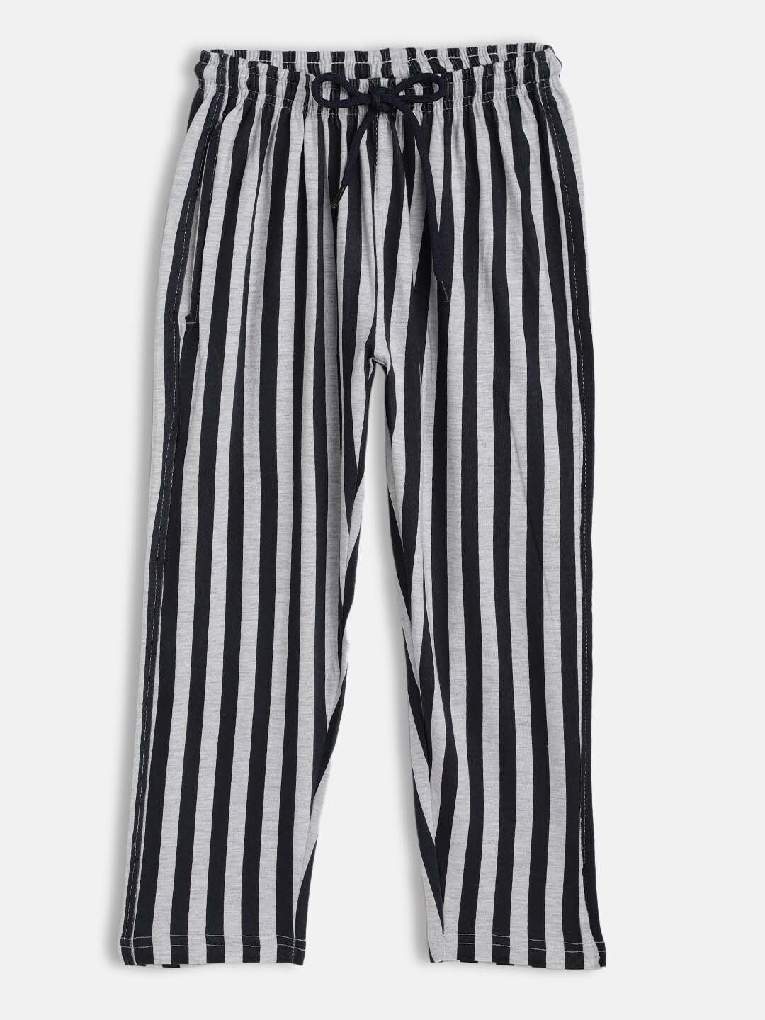 

SEYBIL Girls Striped Mid-Rise Capris, Navy blue