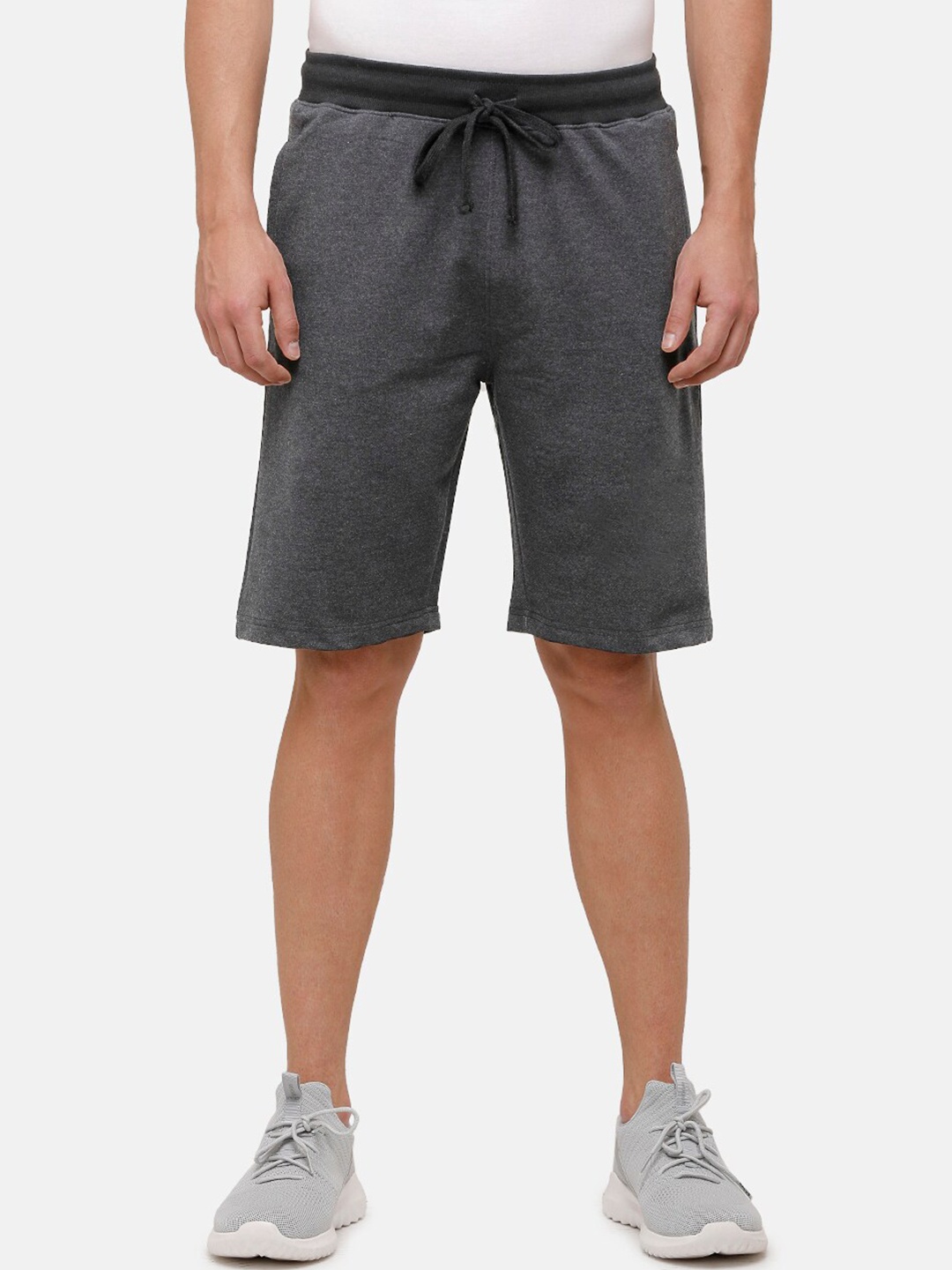 

MADSTO Men Pure Cotton Regular Fit Mid-Rise Shorts, Charcoal