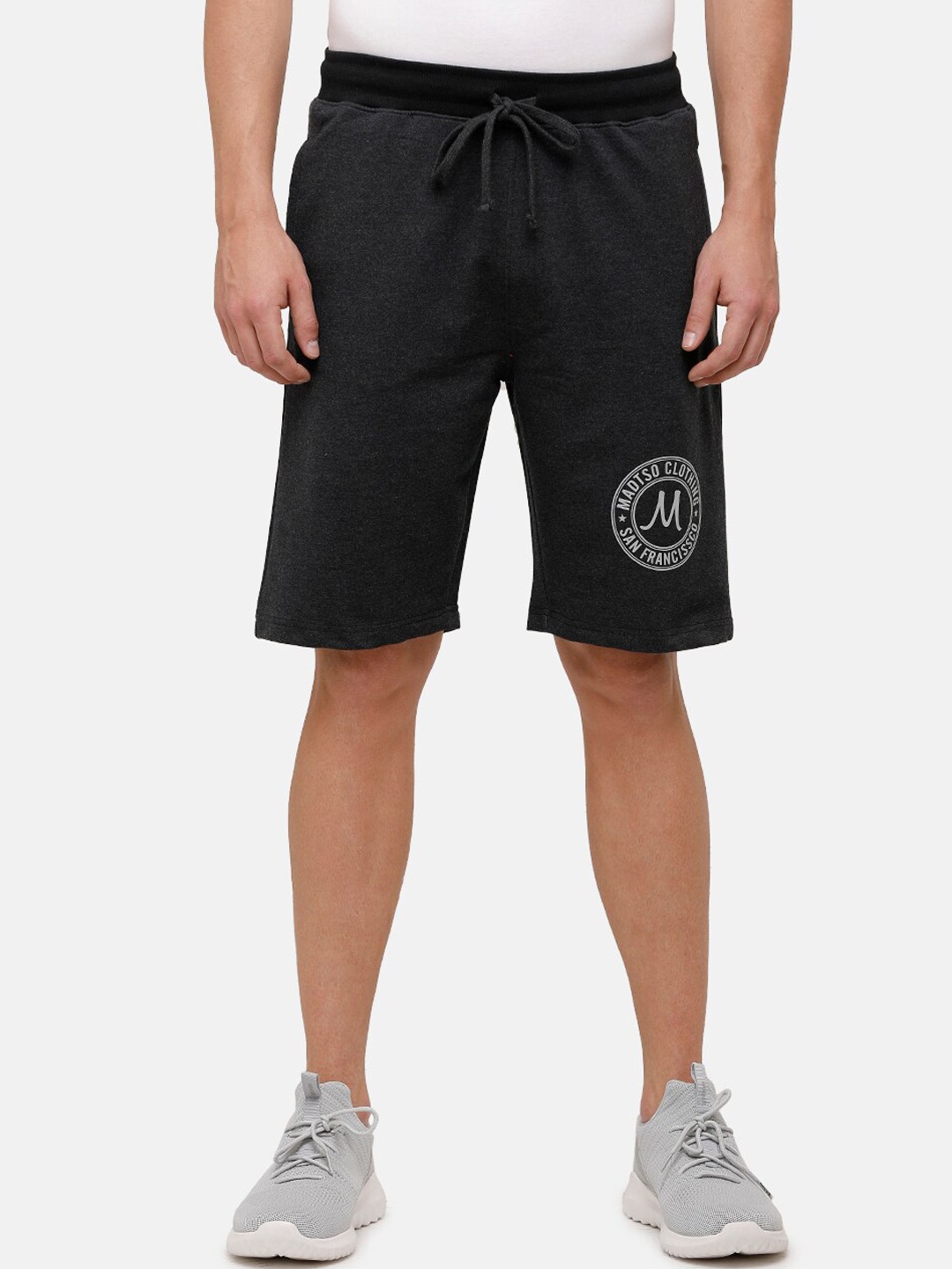 

MADSTO Men Pure Cotton Regular Fit Mid-Rise Shorts, Black