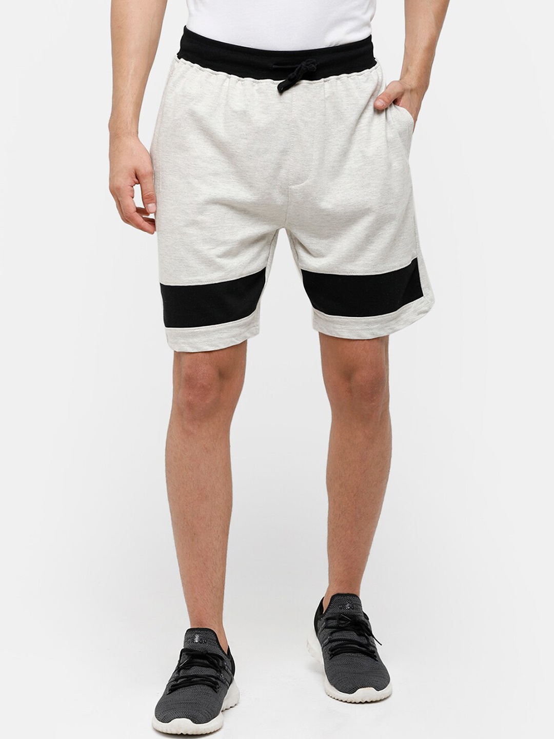 

MADSTO Men Colourblocked Pure Cotton Sports Shorts, White