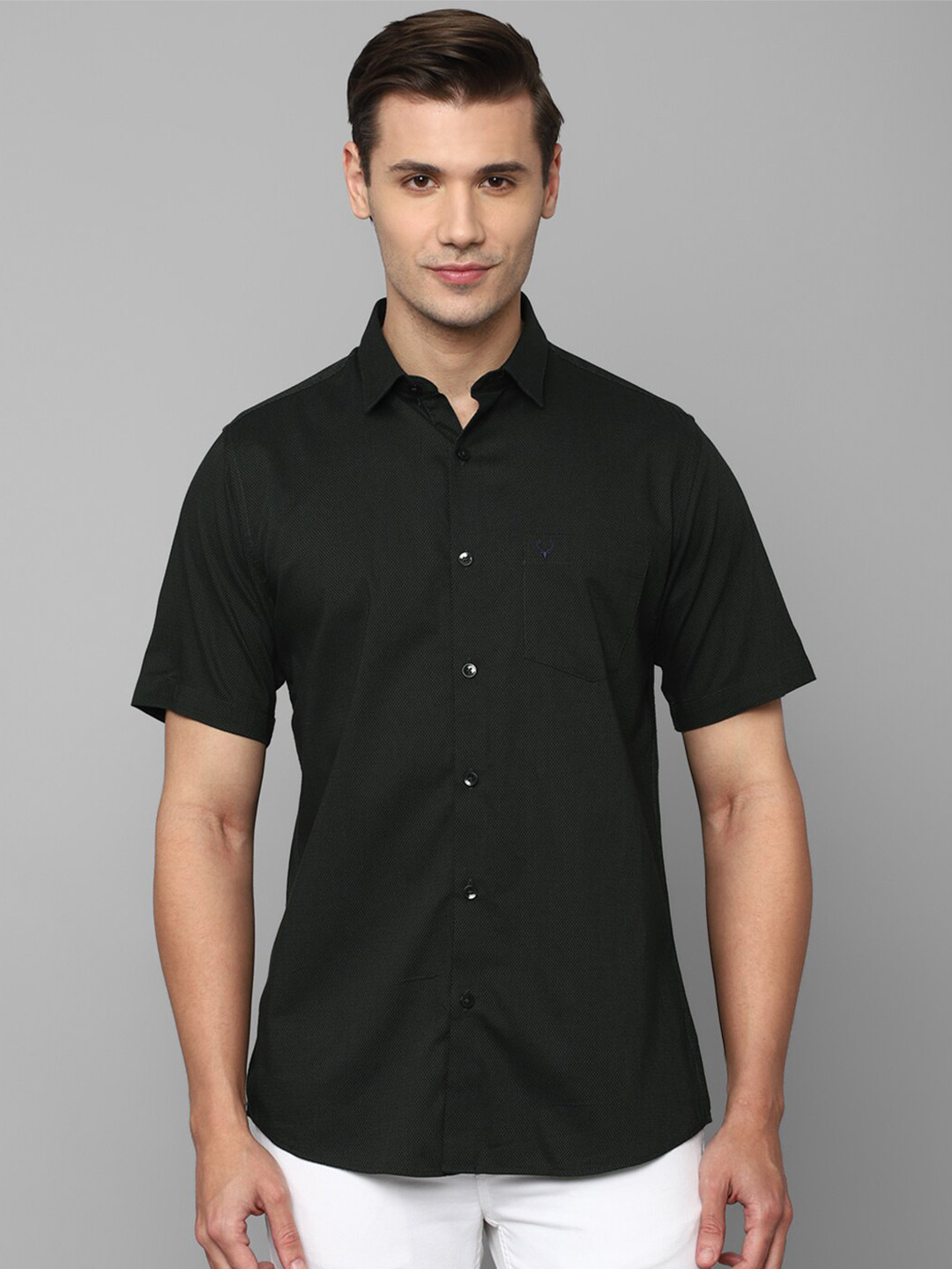 

Allen Solly Short Sleeves Slim Fit Casual Shirt, Black