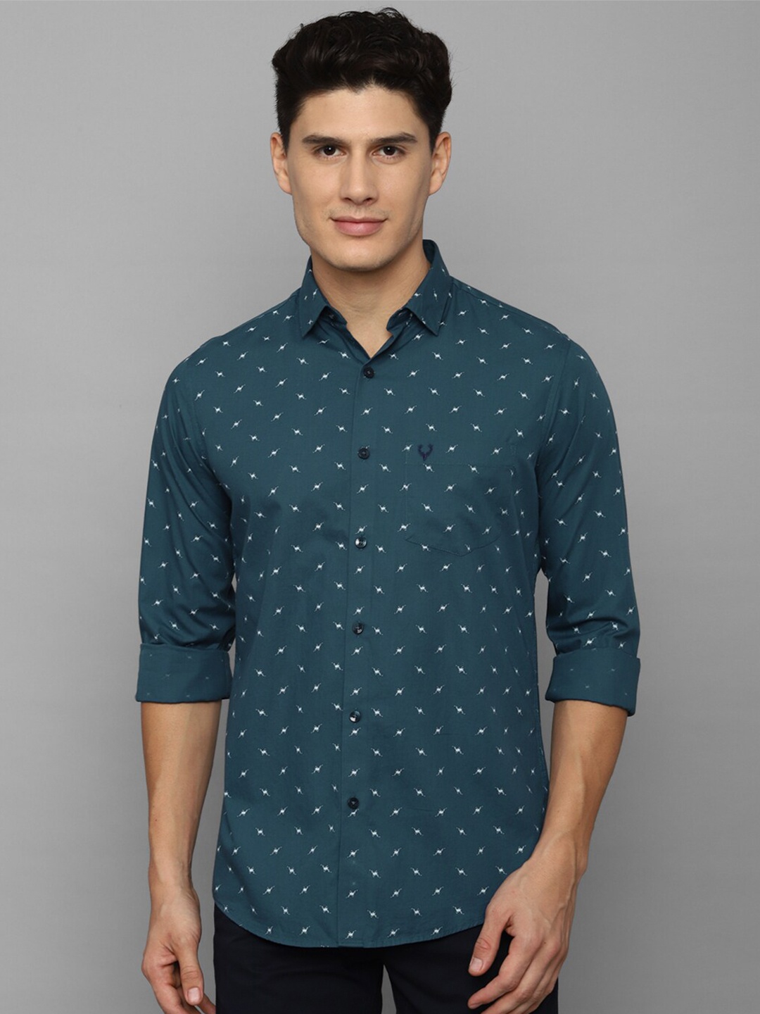 

Allen Solly Slim Fit Conversational Printed Pure Cotton Casual Shirt, Blue