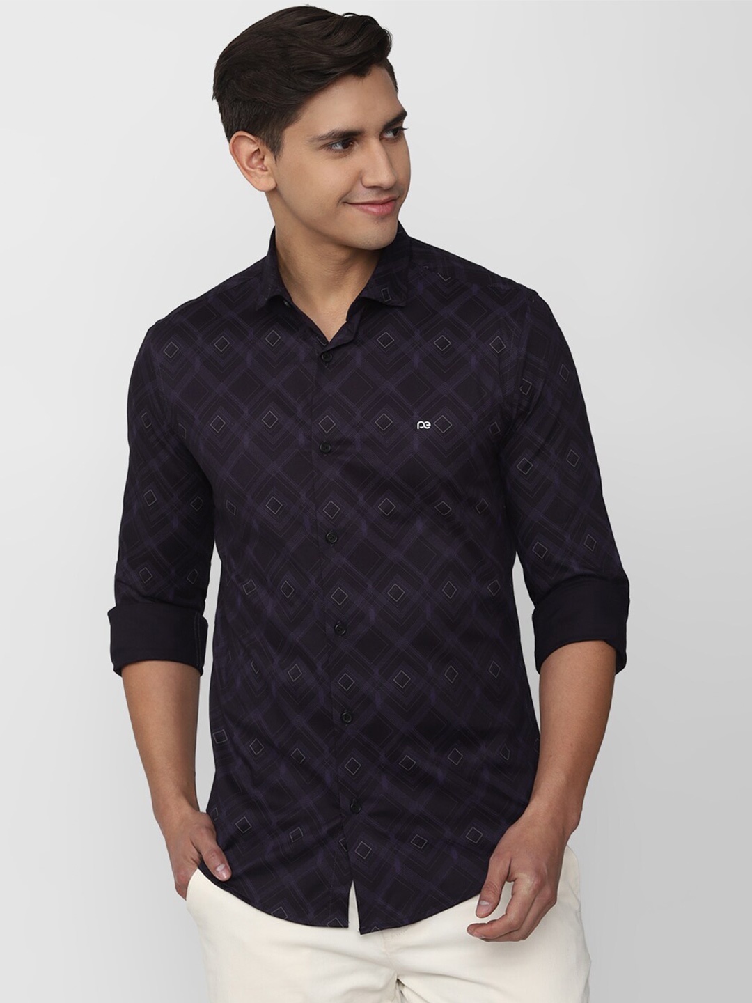 

Peter England Geometric Printed Slim Fit Casual Shirt, Navy blue