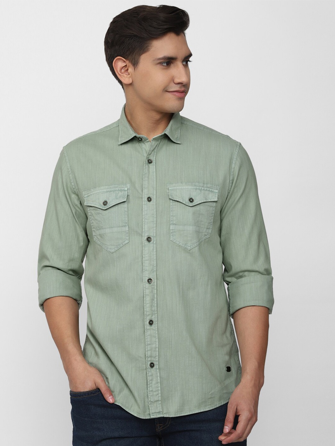 

Peter England Casuals Flap Pockets Slim Fit Casual Cotton Shirt, Green