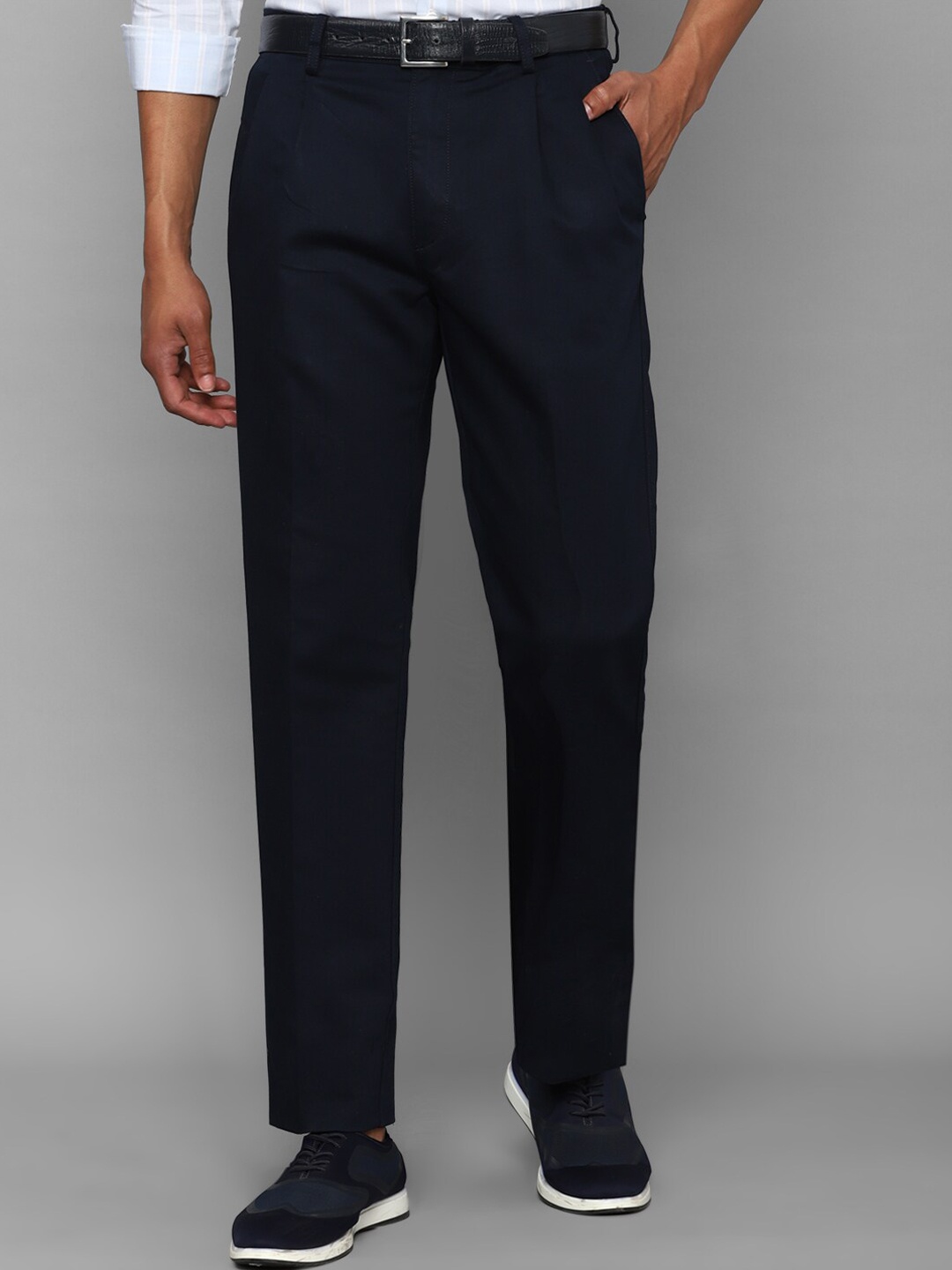 

Allen Solly Men Regular-Fit Trousers, Navy blue