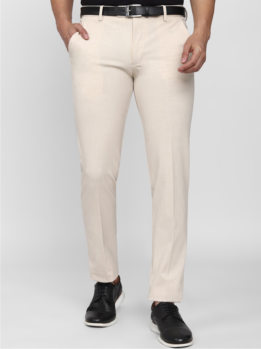 

Peter England Men Slim Fit Casual Trousers, Beige