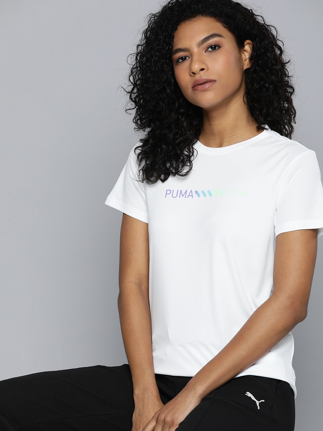 

Puma Women RUN LOGO SS Checked Regular Fit Drycell Running T-shirt, White