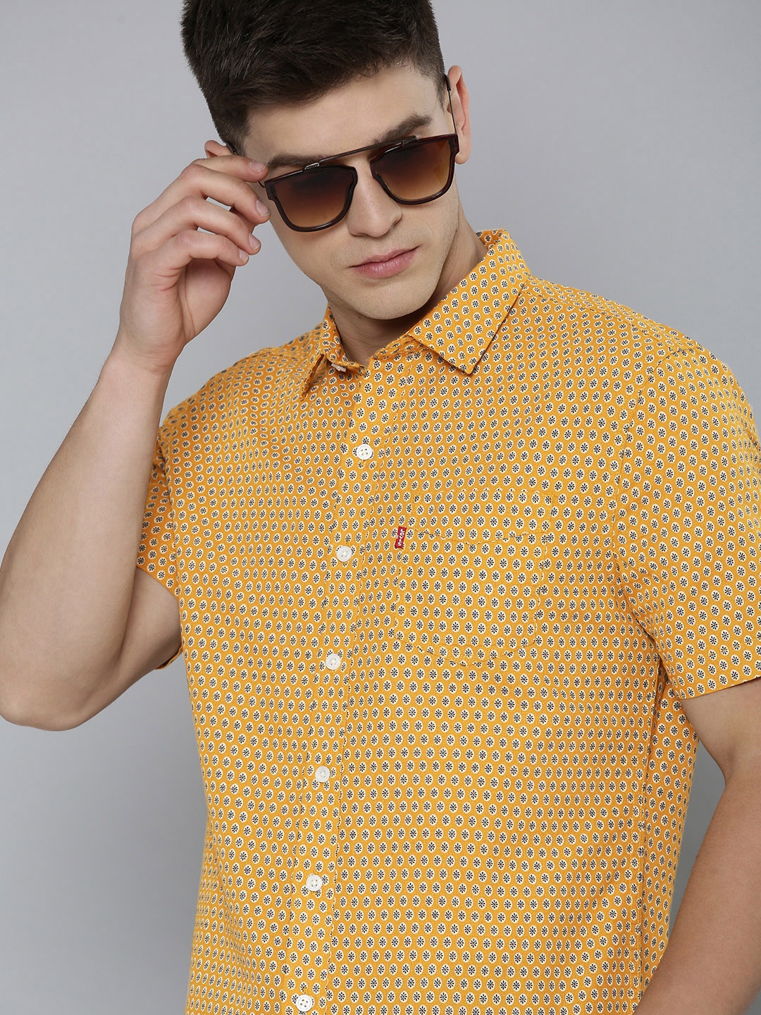 

Levis Slim Fit Floral Printed Casual Shirt, Mustard