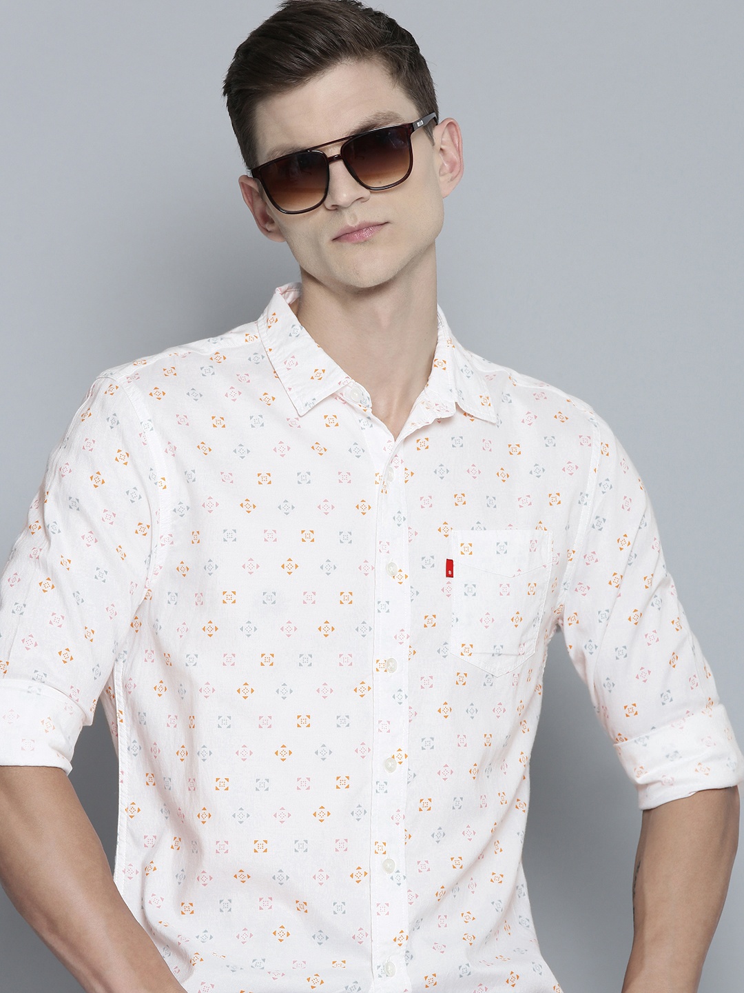 

Levis Slim Fit Printed Casual Shirt, White