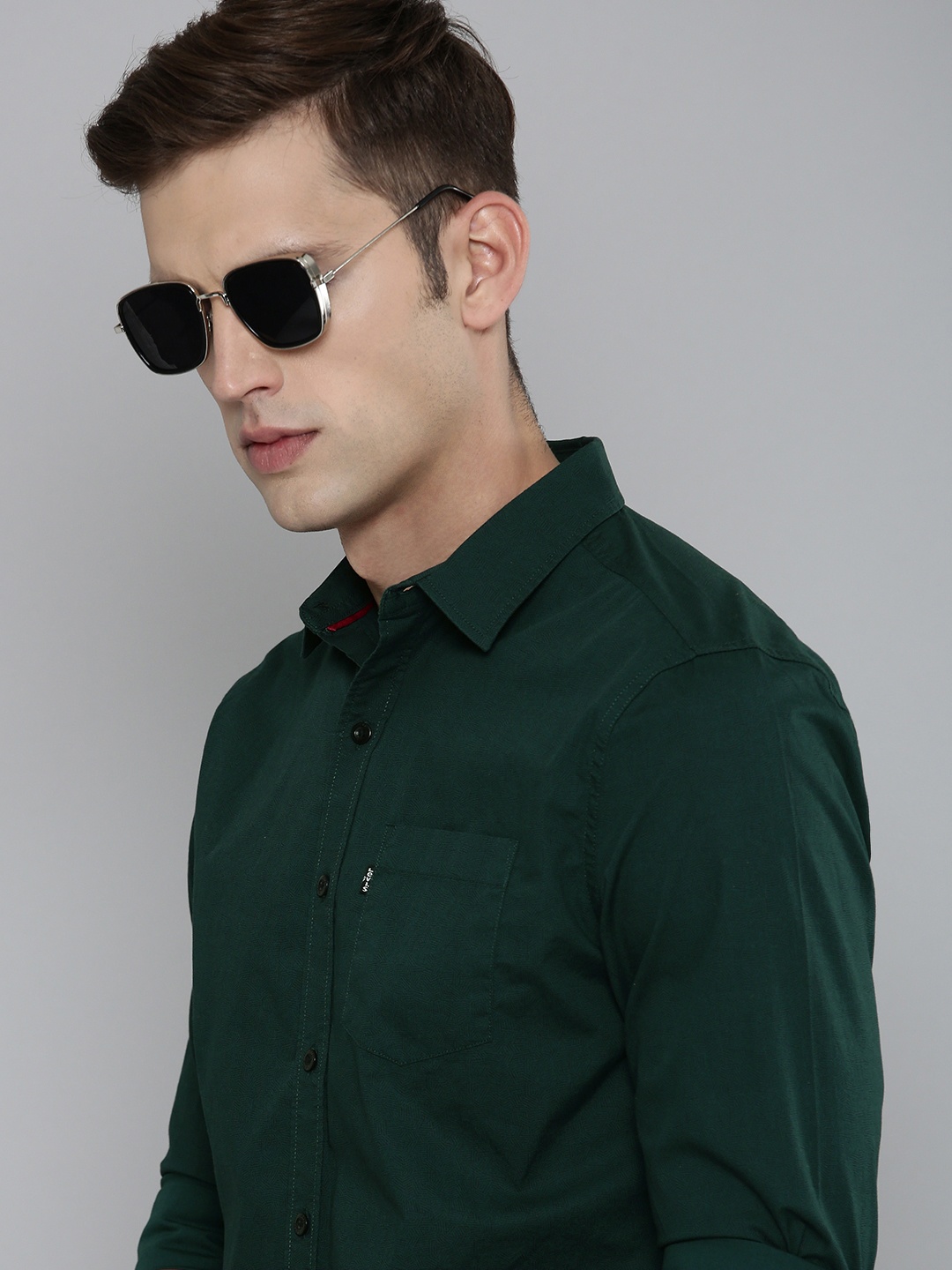 

Levis Men Slim Fit Spread Collar Geometric Printed Casual Shirt, Teal