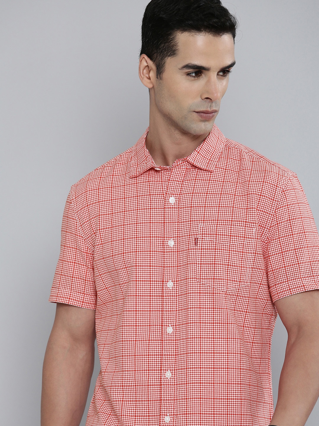

Levis Pure Cotton Slim Fit Checked Casual Shirt, Red