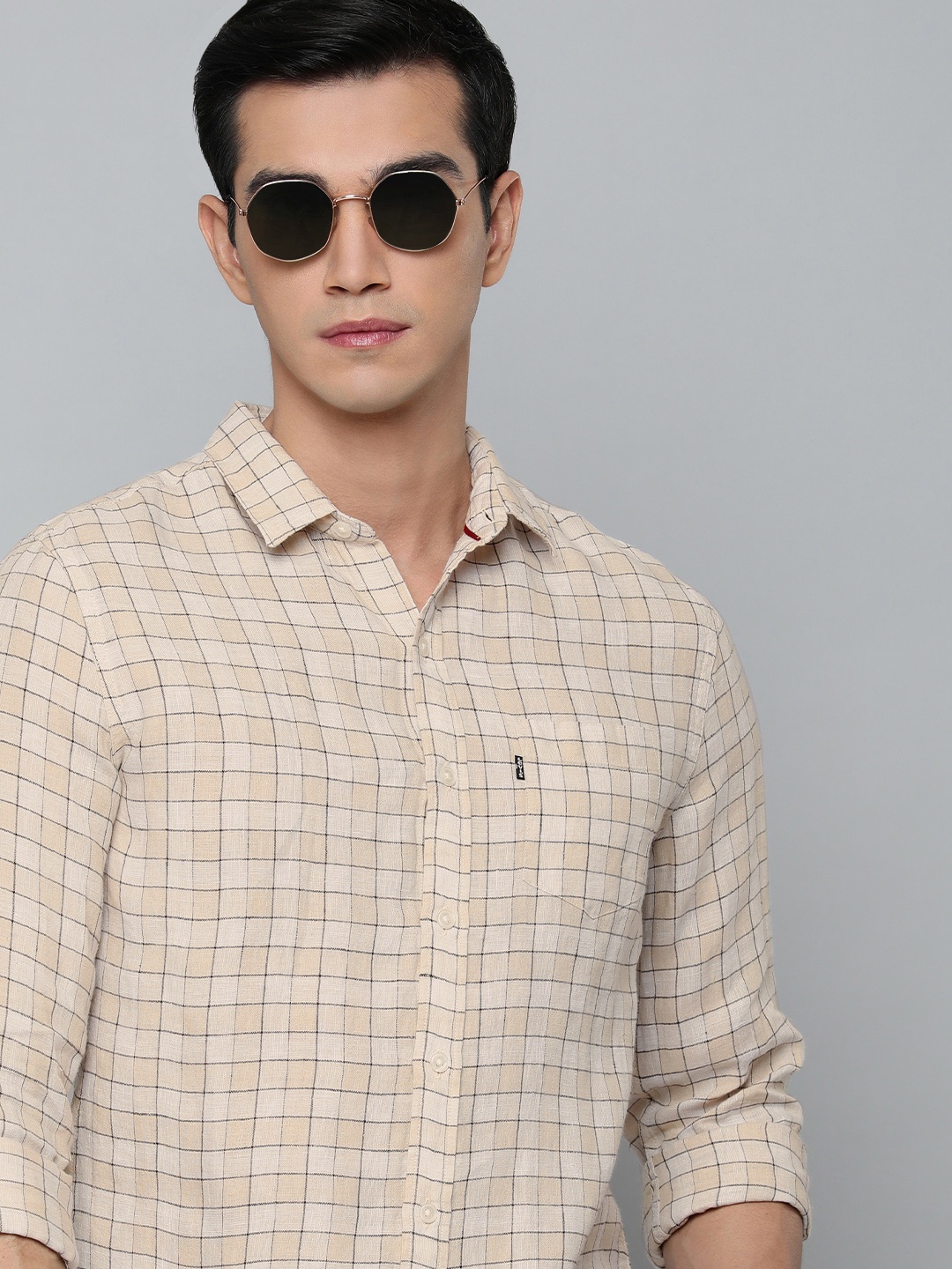 

Levis Checked Pure Linen Casual Shirt, Beige