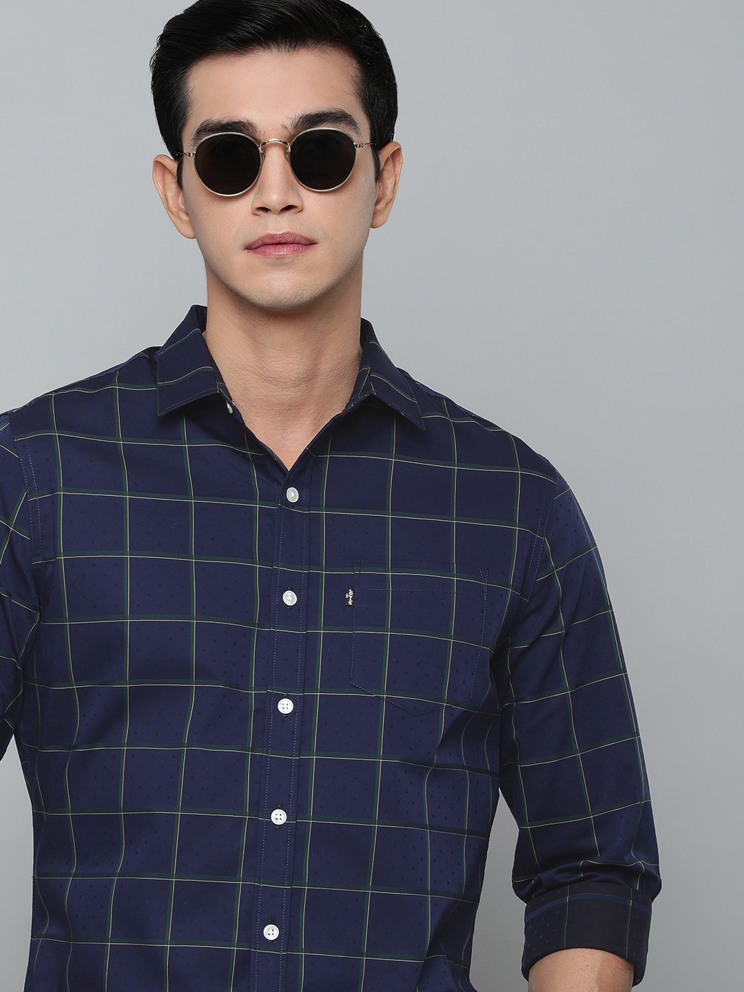 

Levis Slim Fit Checked Pure Cotton Casual Shirt, Navy blue