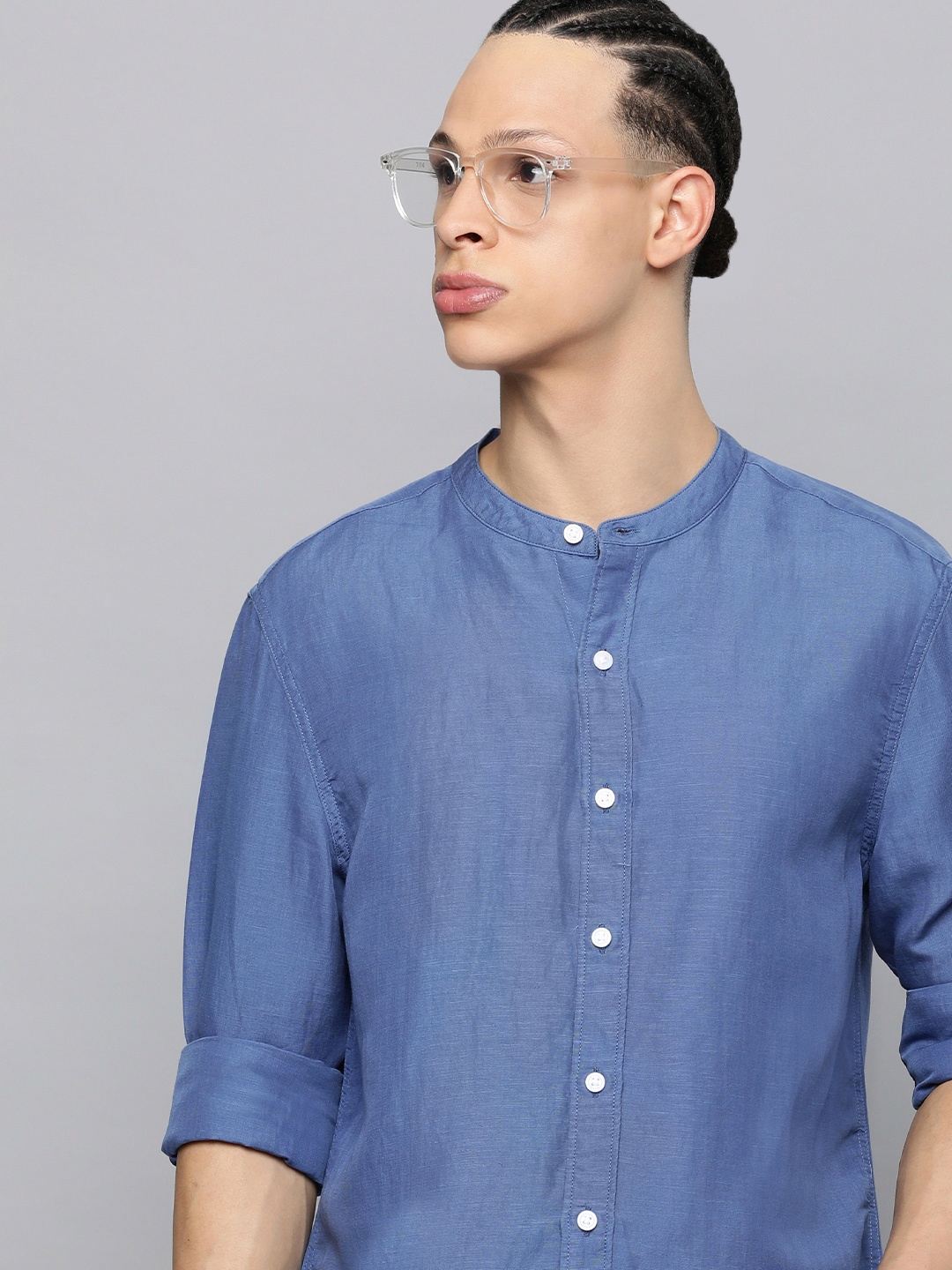 

Levis Men Solid Band Collar Casual Shirt, Blue