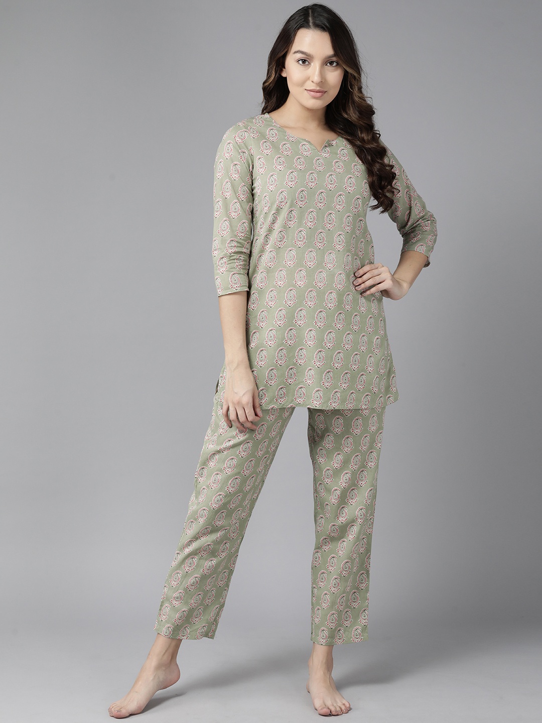 

Prakrti Printed Cotton Night suit, Green