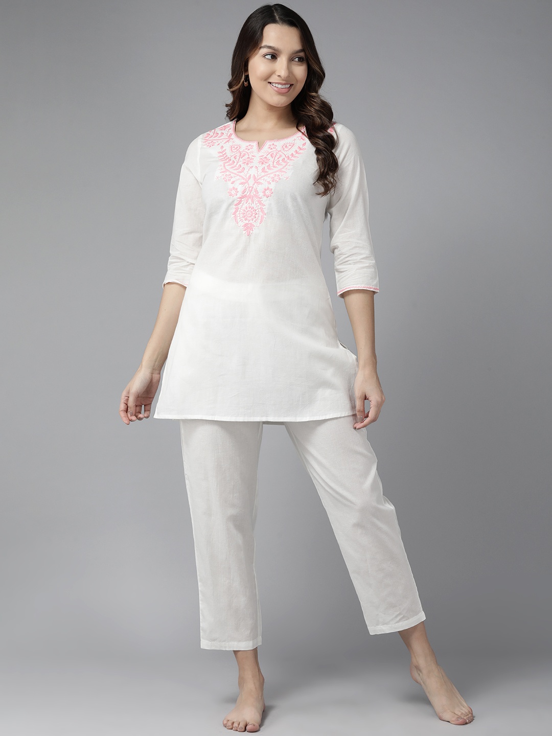 

Prakrti Embroidered Cotton Night suit, White