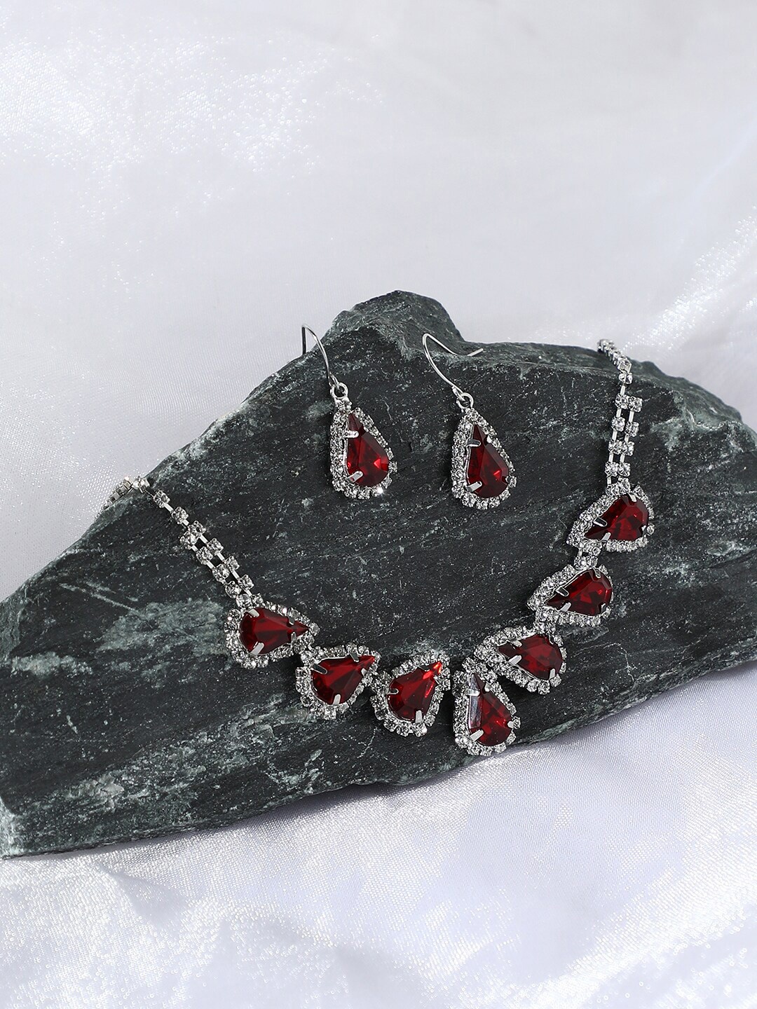 

SOHI Silver-Plated AD-Studded & Beaded Jewellery Set, Red