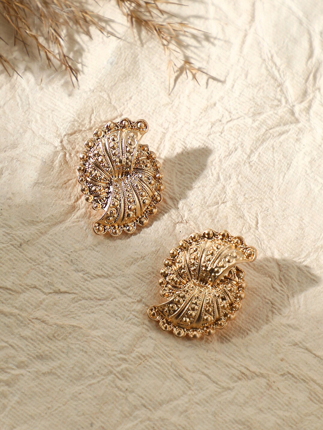 

SOHI Gold-Plated Textured Studs Earrings