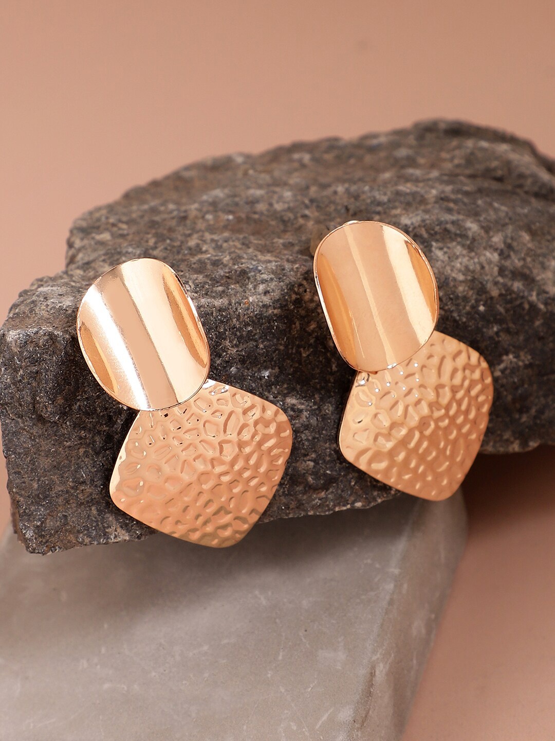 

SOHI Rose Gold-Plated Contemporary Drop Earrings