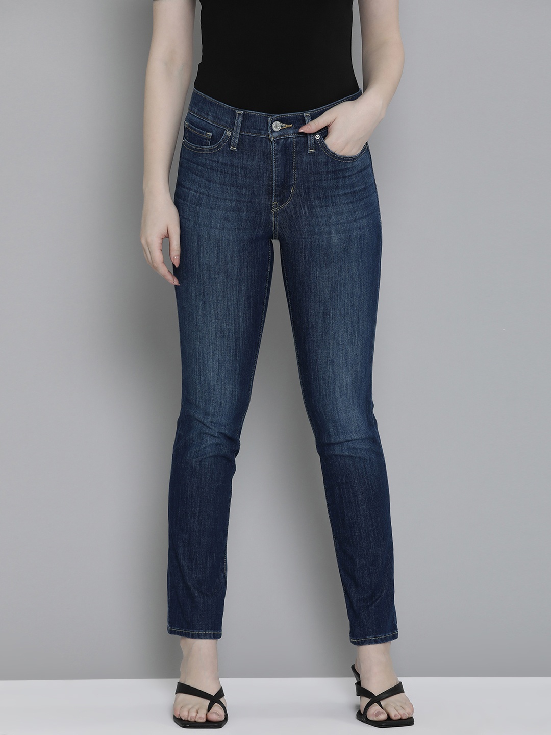 

Levis Women Slim Fit Light Fade Mid Rise Stretchable Jeans, Blue