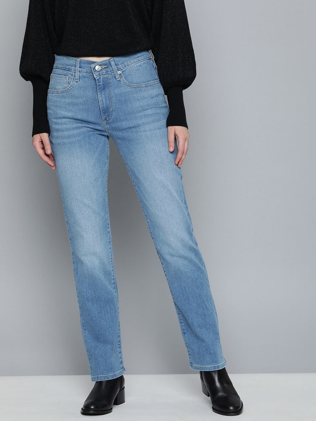 

Levis Women Straight Fit High-Rise Heavy Fade Stretchable Jeans, Blue