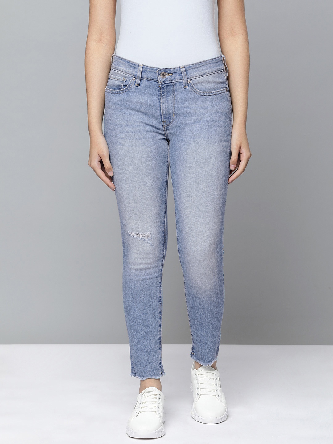 

Levis Women 711 Skinny Fit Heavy Fade Stretchable Jeans, Blue