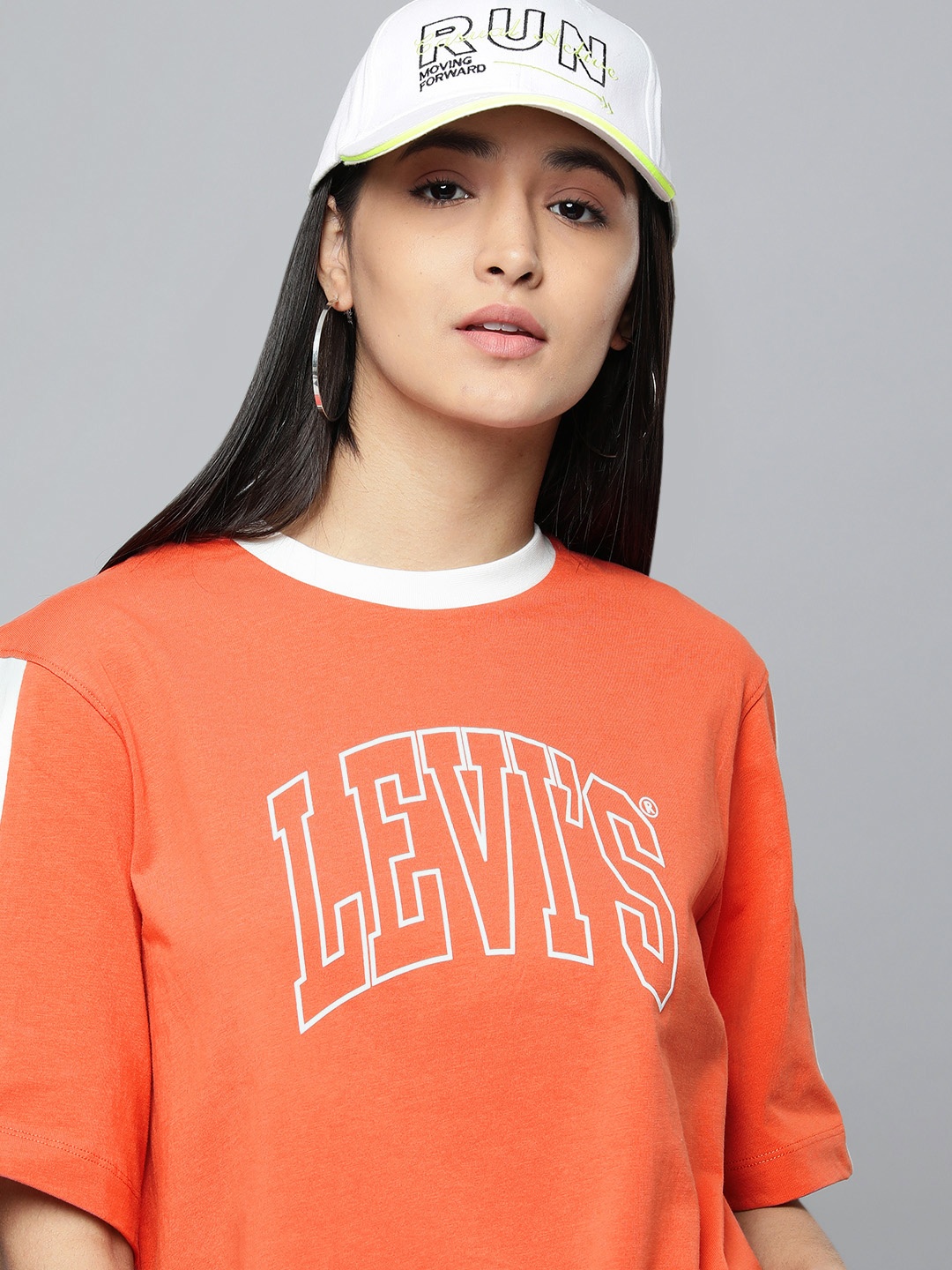 

Levis Brand Logo Printed Drop-Shoulder Sleeves Pure Cotton T-shirt, Coral