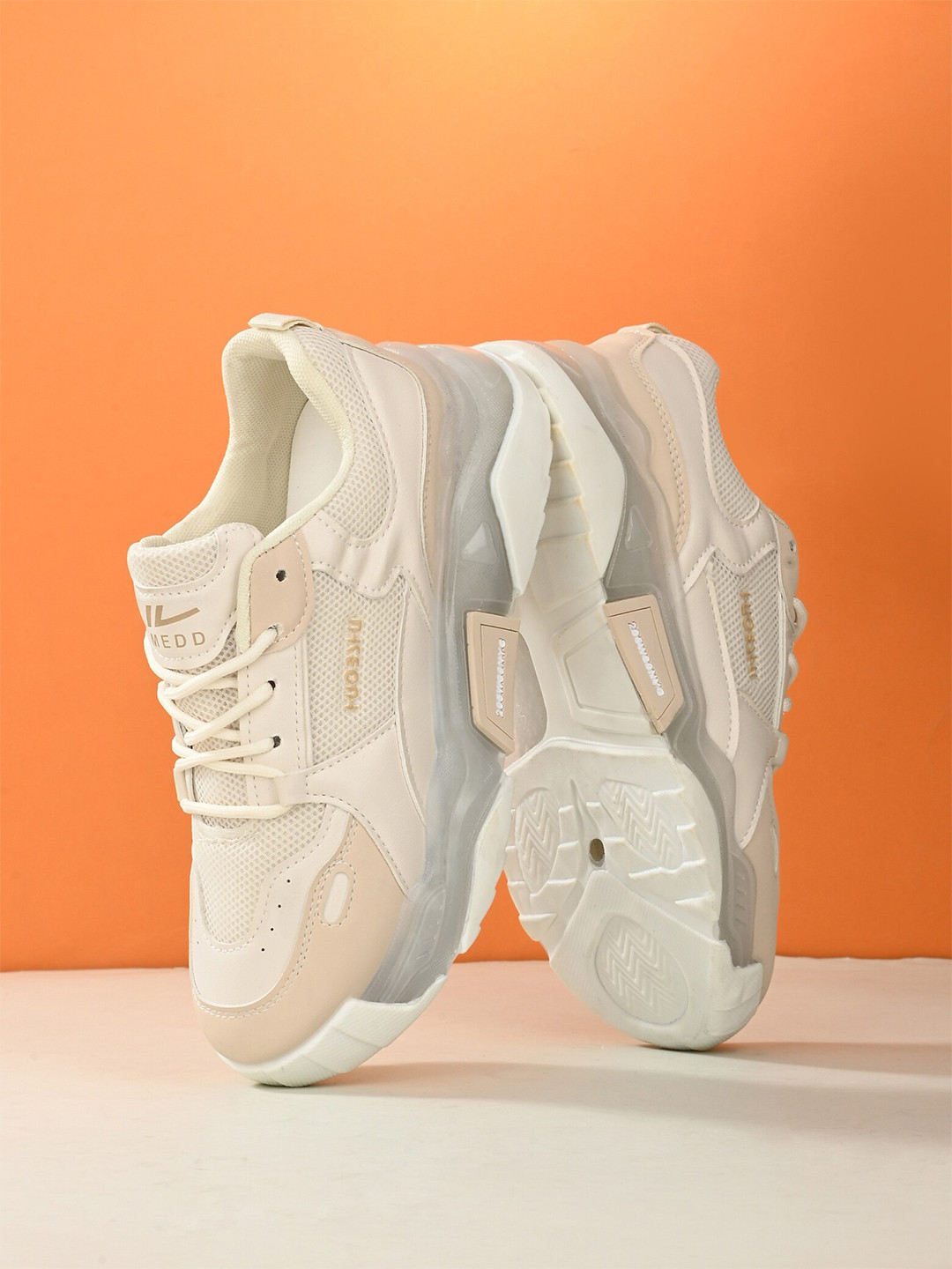 

Roadster Women Woven-Design Sports Shoes, White