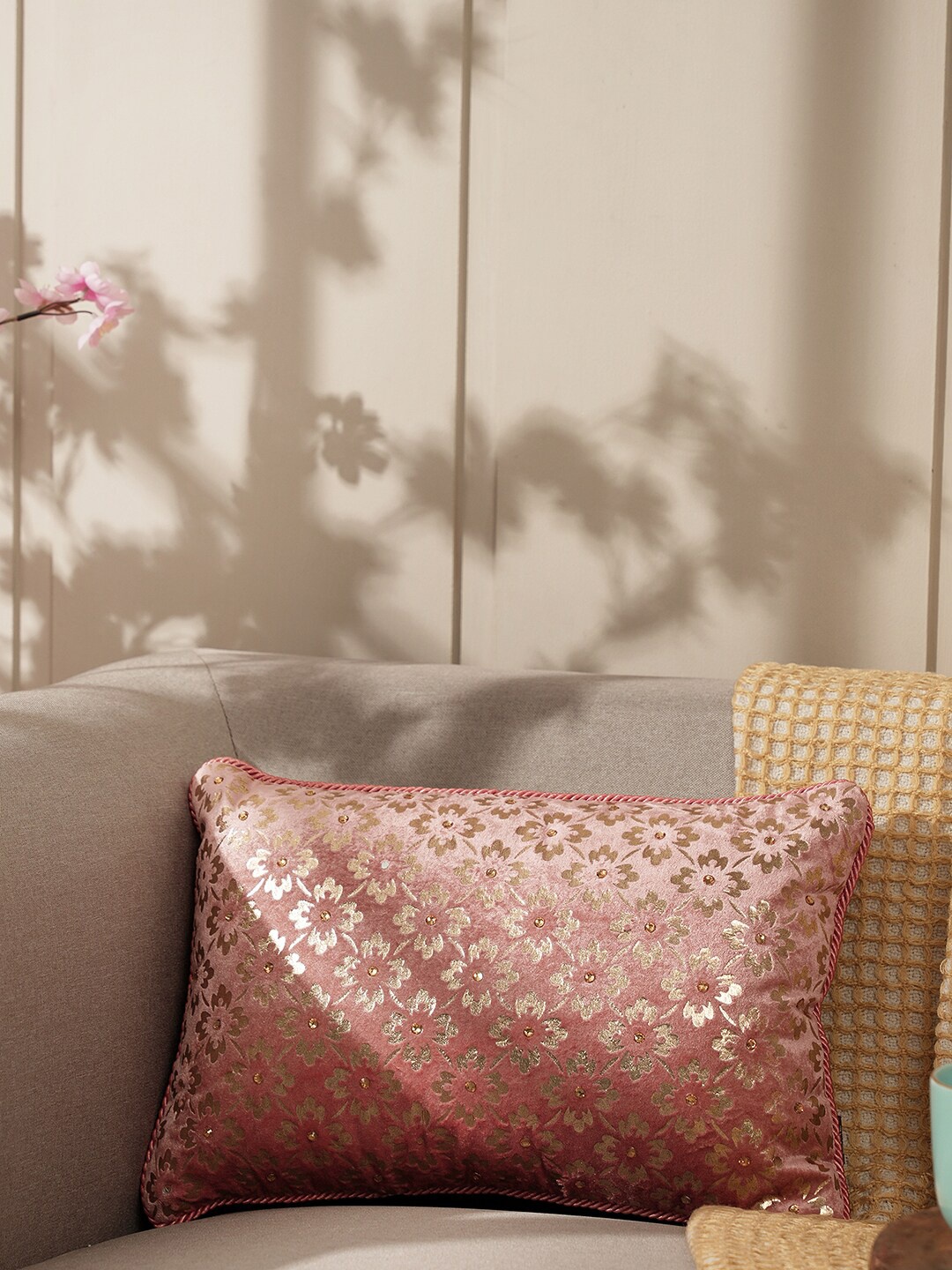 

Pure Home and Living Pink & Gold-Toned Floral Cotton Rectangle Cushion Cover