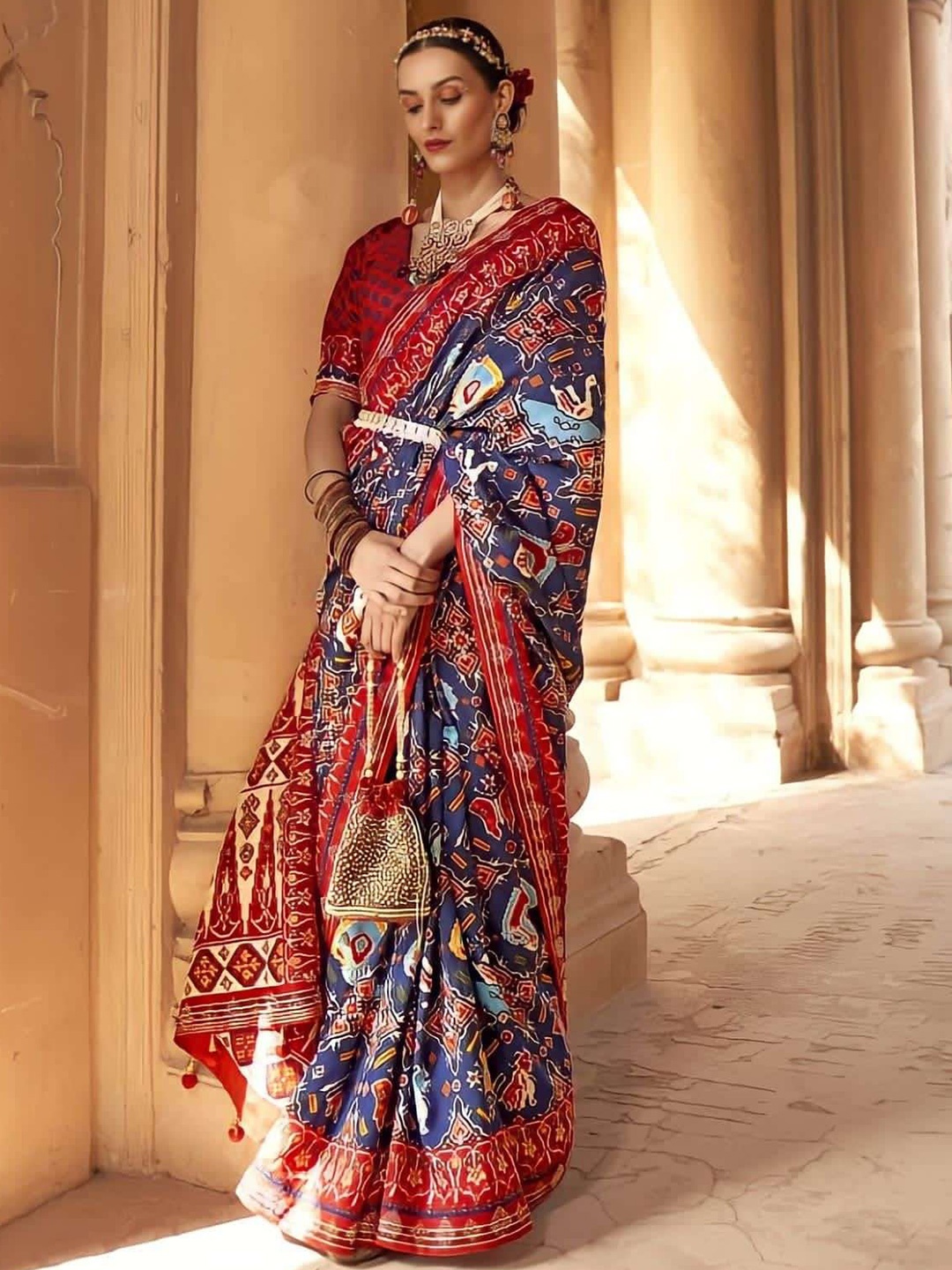 

Mitera Ethnic Motifs Pure Silk Patola Saree, Navy blue