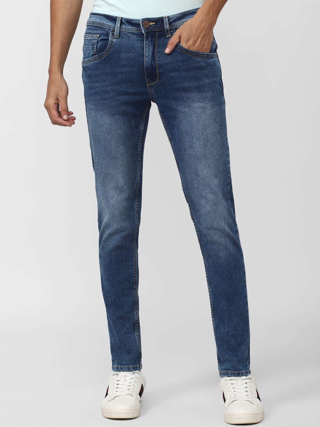 

Van Heusen ACADEMY Men Skinny Fit Light Fade Jeans, Blue