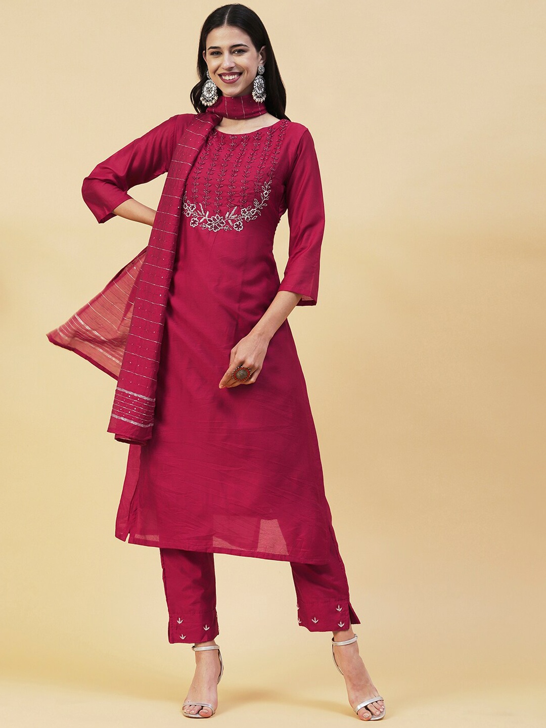 

FASHOR Ethnic Motifs Thread Work Kurta with Trousers & Dupatta, Red