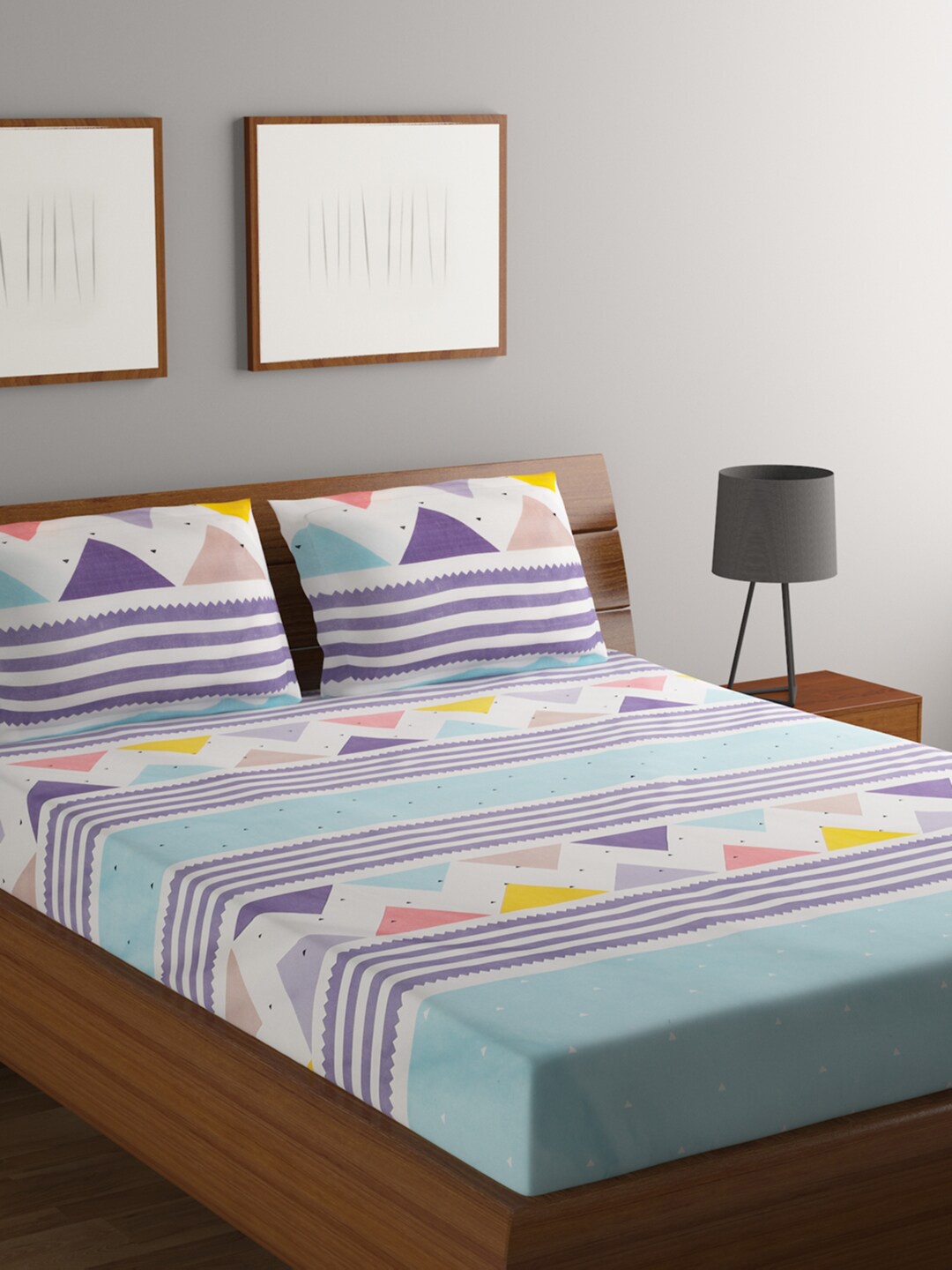 

BOMBAY DYEING Blue & Purple Geometric 144 TC Queen Bedsheet with 2 Pillow Covers
