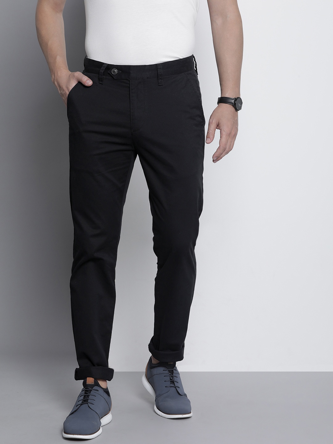 

Nautica Men Solid Tailored Fit Mid-rise Casual Trousers, Black